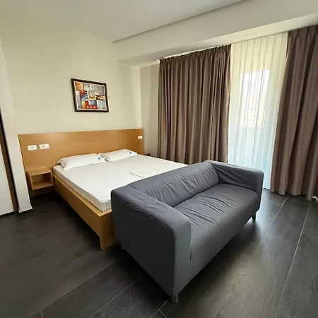 Appartement Comfort At 21 Tirana